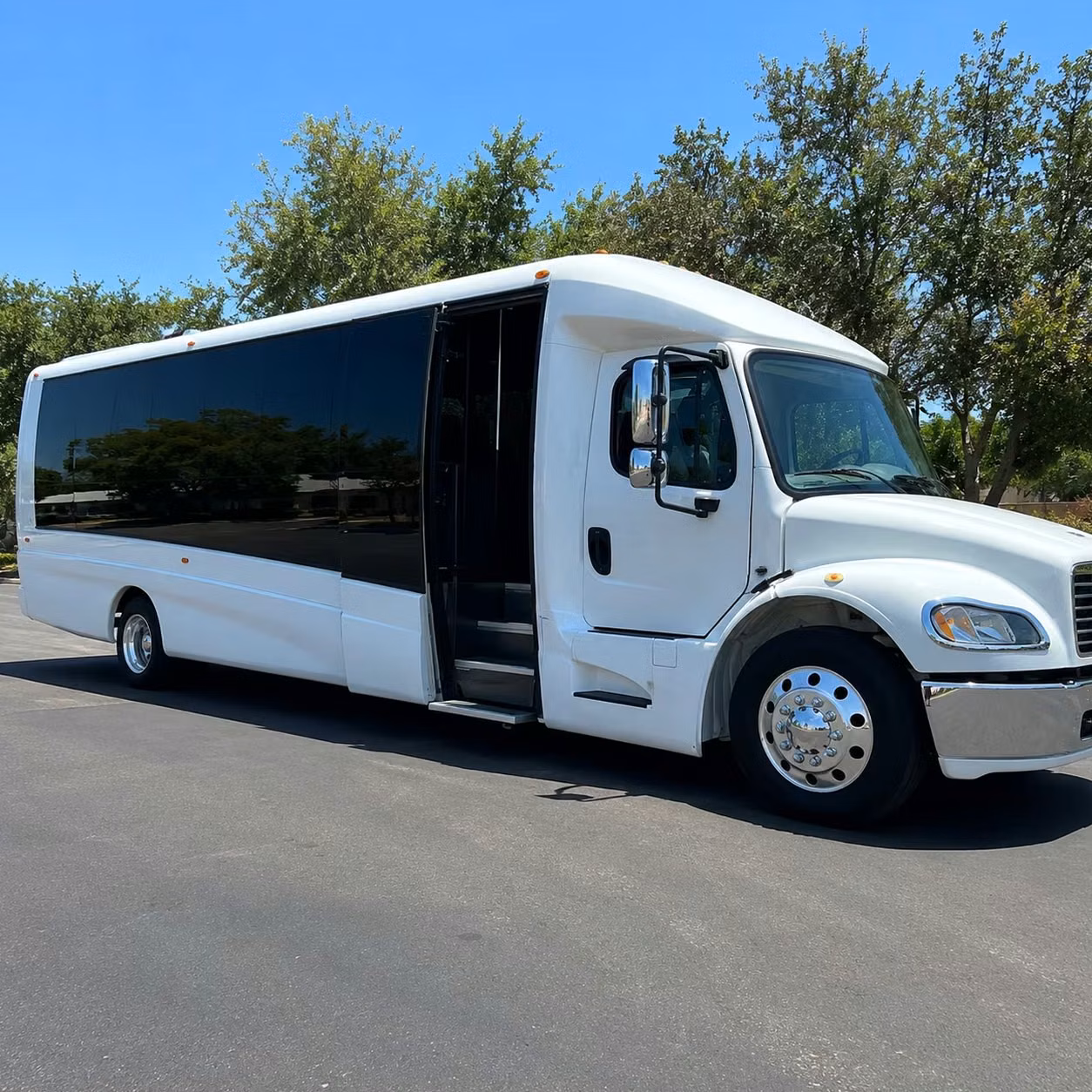 15 passenger minibus