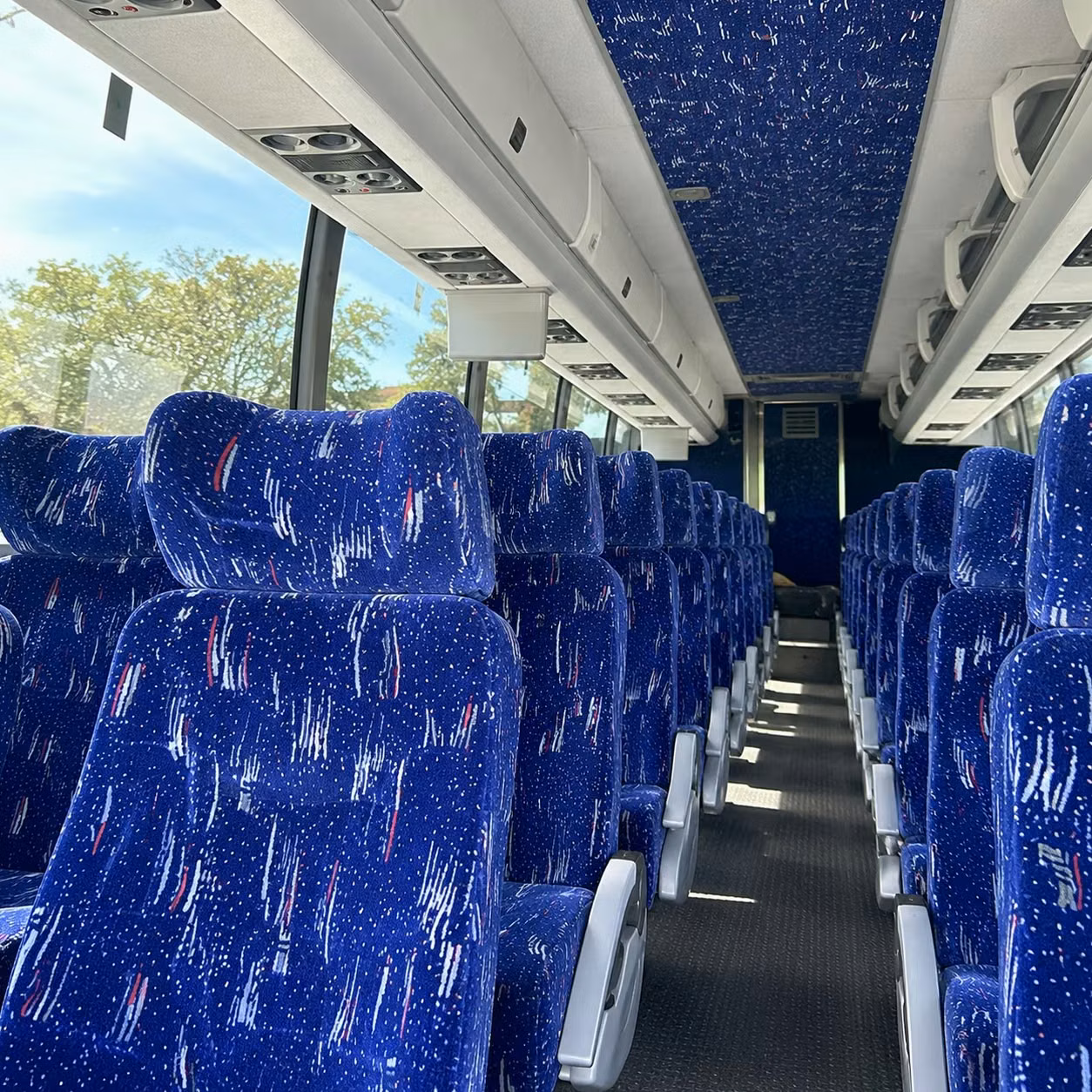 charter buses and minibuses to yankees games from yonkers